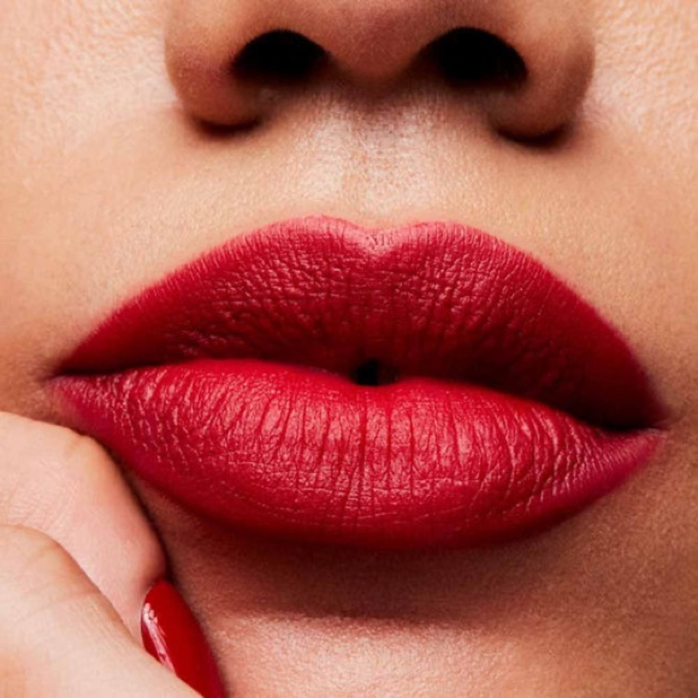 M.A.C Matte Lipstick, 612 Russian Red - Picture 5 of 5
